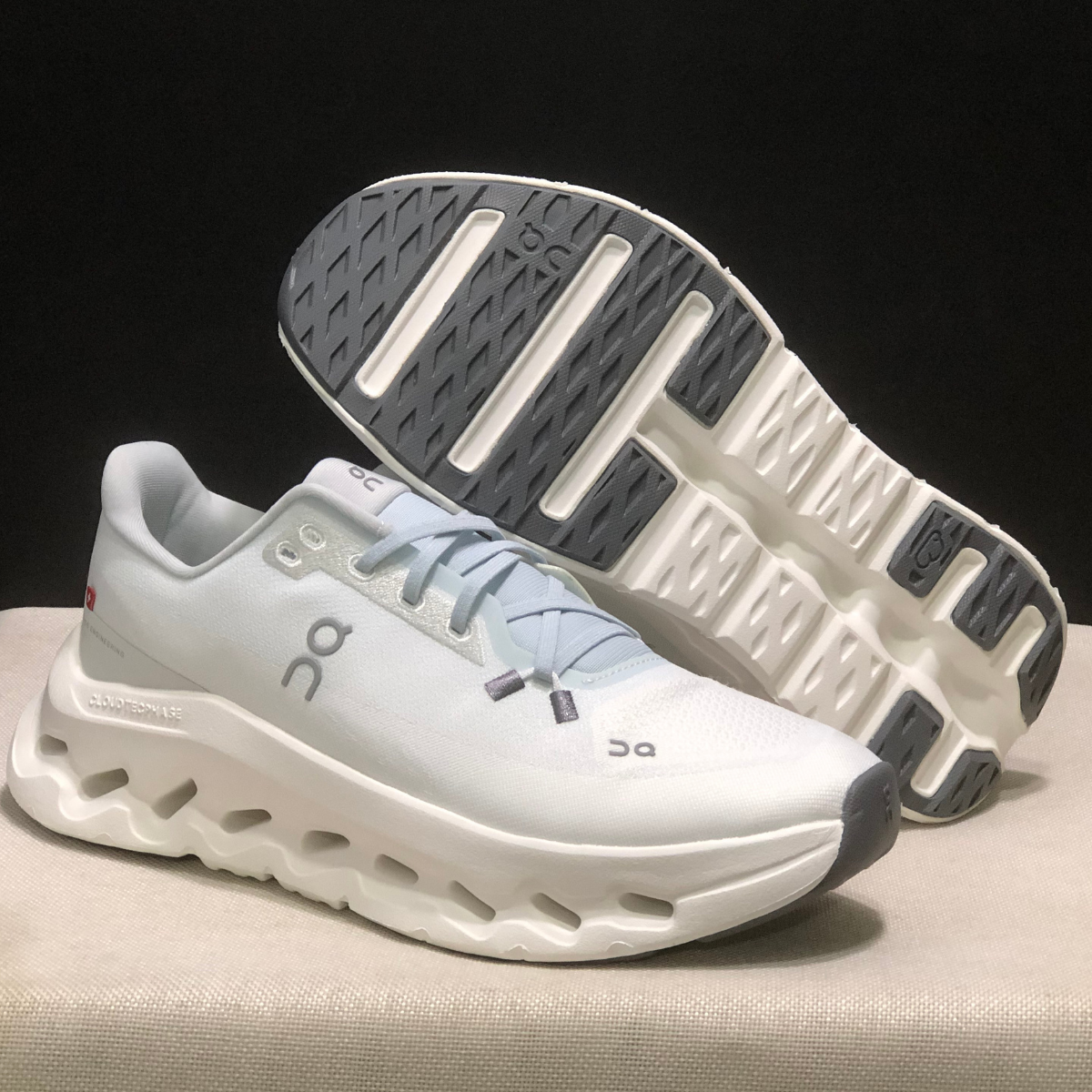 Cloudtilt - Artic Ice