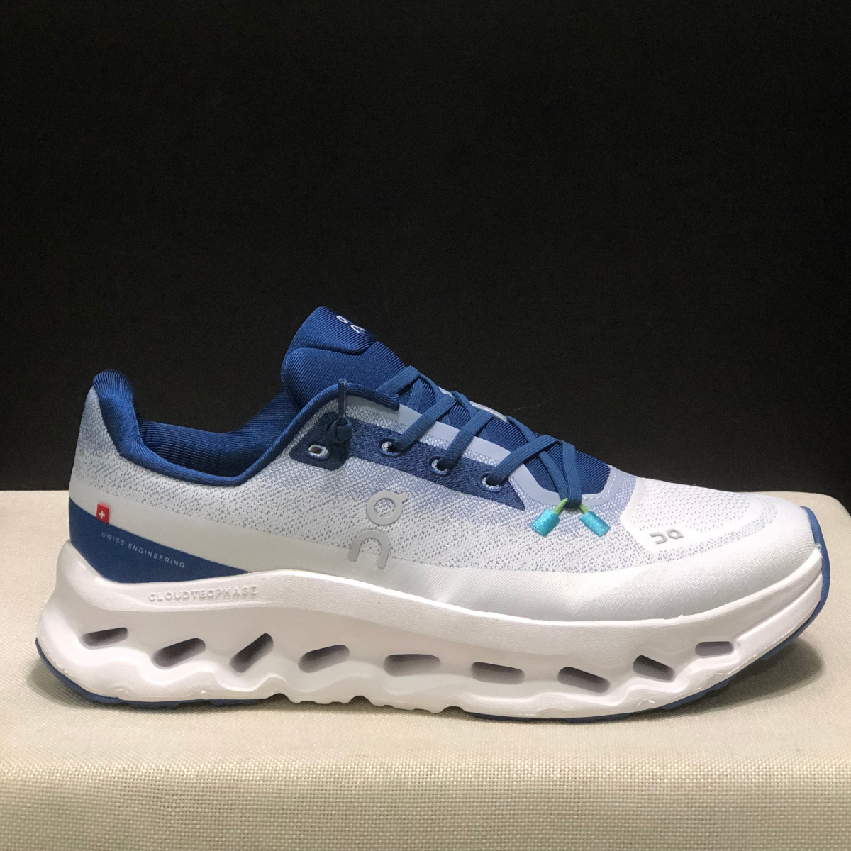 Cloudtilt - Blue Whale